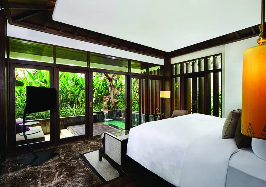 The Anvaya Suite Whirlpool